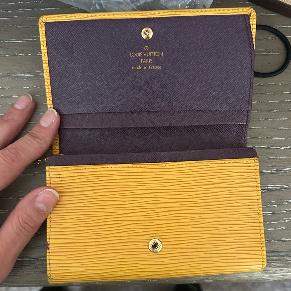 Louis Vuitton Epi Mustard Yellow Wallet - Picture 2 of 10